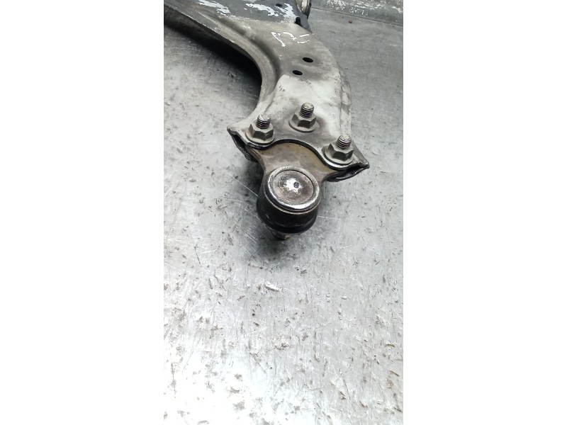 Recambio de brazo suspension inferior delantero izquierdo para peugeot 306 (7b, n3, n5) 1.6 referencia OEM IAM   00