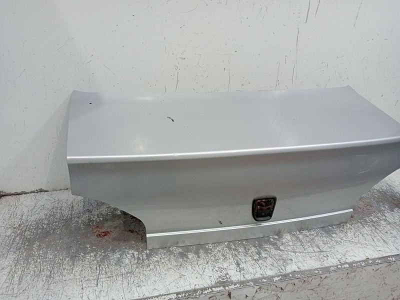 Recambio de tapa maletero para peugeot 306 (7b, n3, n5) 1.6 referencia OEM IAM   