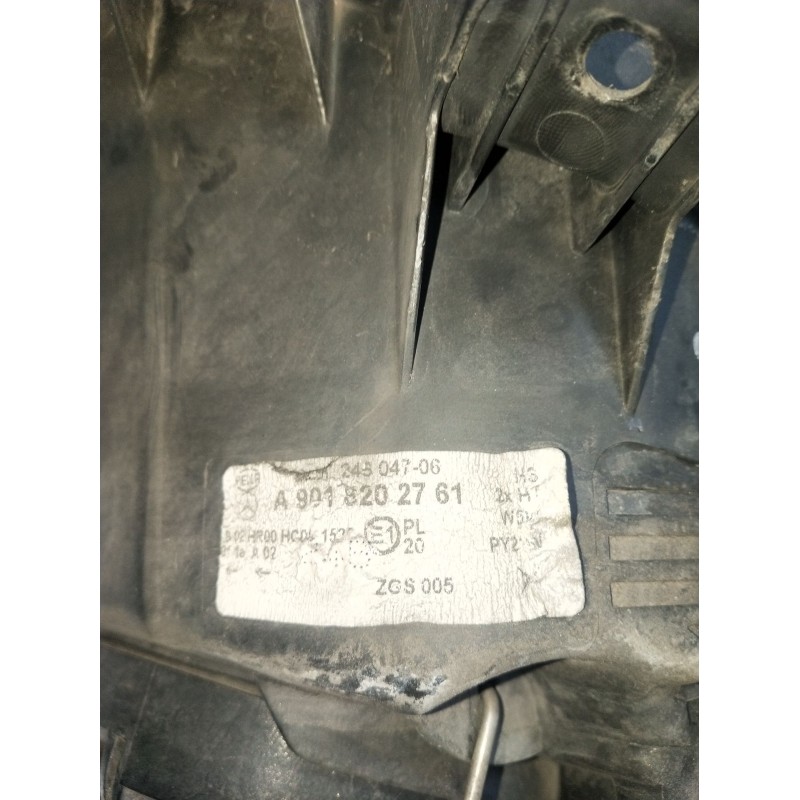 Recambio de faro derecho para mercedes-benz sprinter 3-t furgoneta (b903) 311 cdi (903.661, 903.662, 903.663) referencia OEM IAM