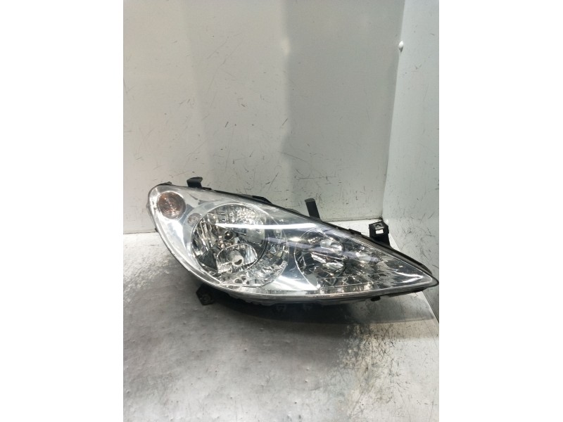 Recambio de faro derecho para peugeot 307 (3a/c) 1.6 hdi 110 referencia OEM IAM   01