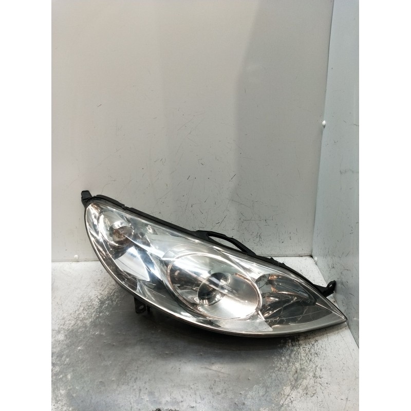 Recambio de faro derecho para peugeot 407 (6d_) 2.0 hdi 135 (6drhrh, 6drhre, 6drhrg, 6drhrj) referencia OEM IAM 9660235980 03012