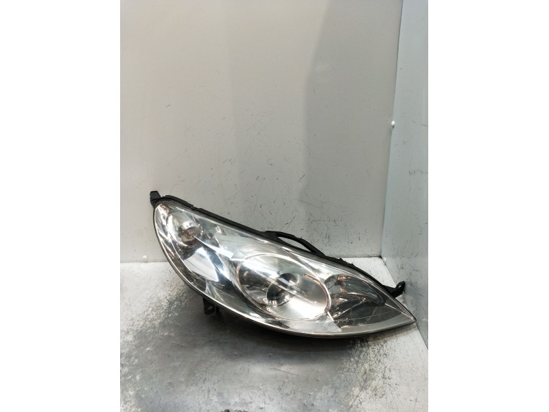 Recambio de faro derecho para peugeot 407 (6d_) 2.0 hdi 135 (6drhrh, 6drhre, 6drhrg, 6drhrj) referencia OEM IAM 9660235980 03012