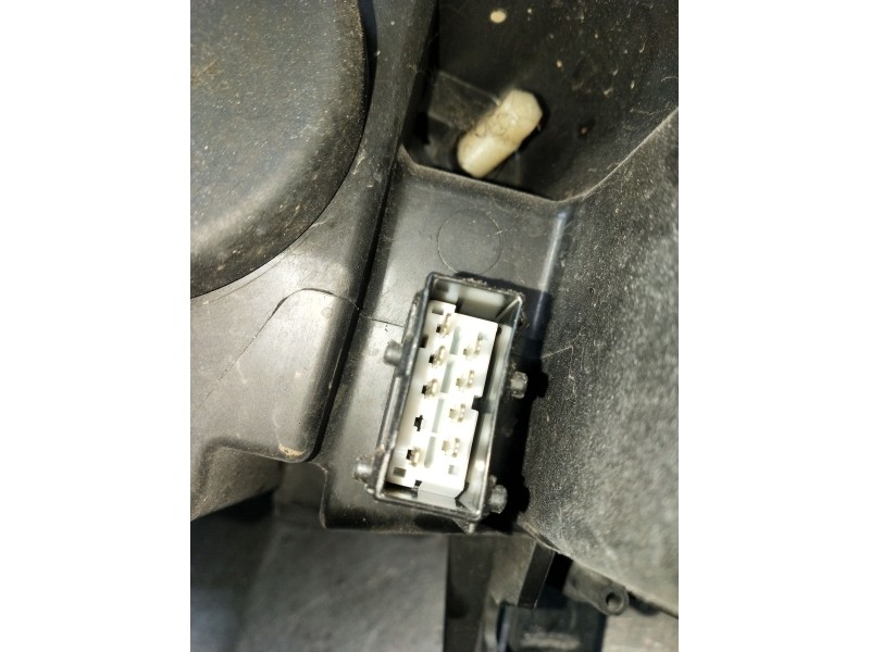 Recambio de faro derecho para peugeot 407 (6d_) 2.0 hdi 135 (6drhrh, 6drhre, 6drhrg, 6drhrj) referencia OEM IAM 9660235980 03012