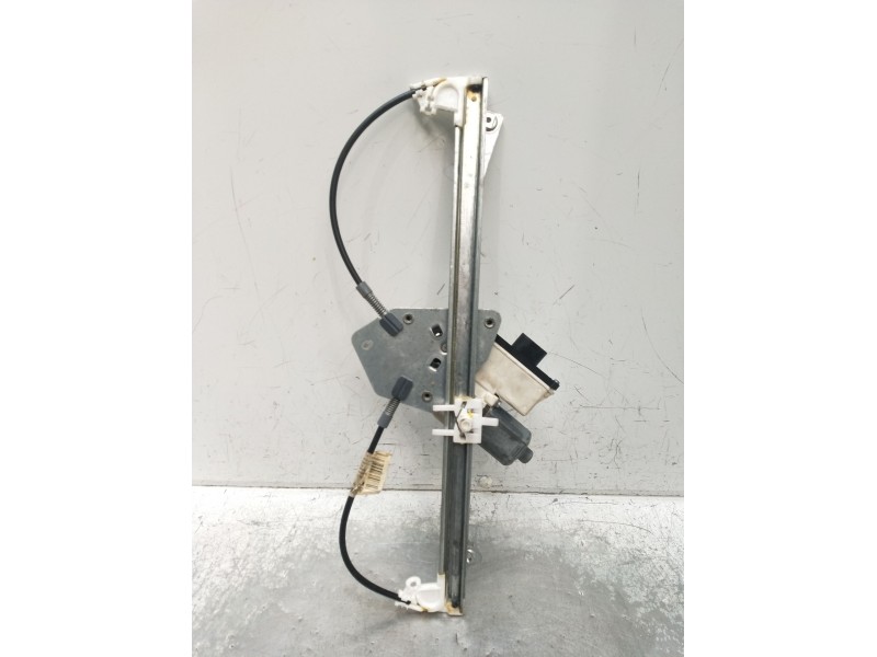 Recambio de elevalunas trasero derecho para bmw x3 (e83) 3.0 d referencia OEM IAM 69259662 S007083008 5P 07