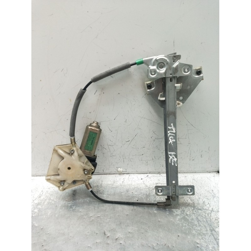 Recambio de elevalunas trasero derecho para volvo s40 i (644) 1.9 di referencia OEM IAM 1131361029470 5P 00