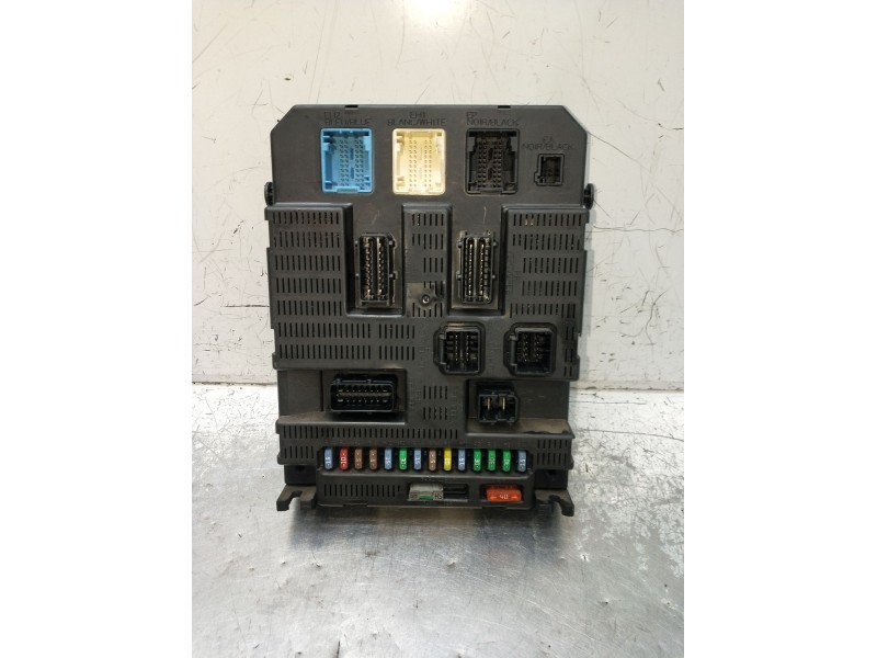 Recambio de caja reles / fusibles para citroën c4 i (lc_) 1.6 hdi referencia OEM IAM 9659285680 BSI2004P0900 