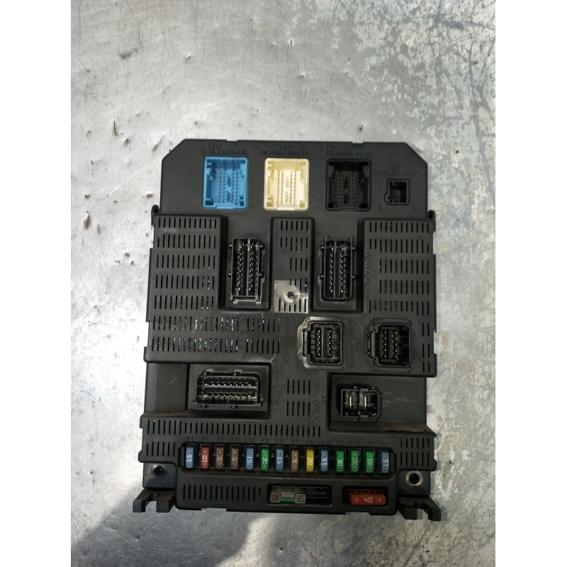 Recambio de caja reles / fusibles para citroën c4 i (lc_) 1.6 hdi referencia OEM IAM 9659285680 BSI2004P0900 