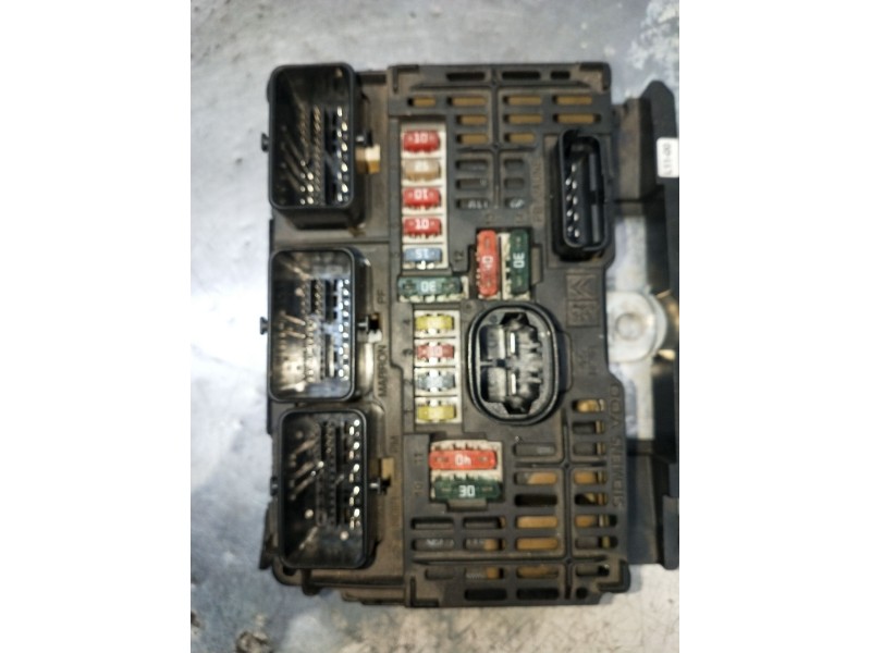 Recambio de caja reles / fusibles para citroën c4 i (lc_) 1.6 hdi referencia OEM IAM 9661682980 BSML1100 S118983011C VER FOTOS
