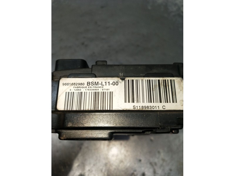 Recambio de caja reles / fusibles para citroën c4 i (lc_) 1.6 hdi referencia OEM IAM 9661682980 BSML1100 S118983011C VER FOTOS