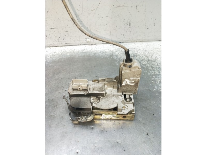 Recambio de motor cierre centralizado delantero derecho para peugeot 307 (3a/c) 1.6 hdi 110 referencia OEM IAM  5P 01