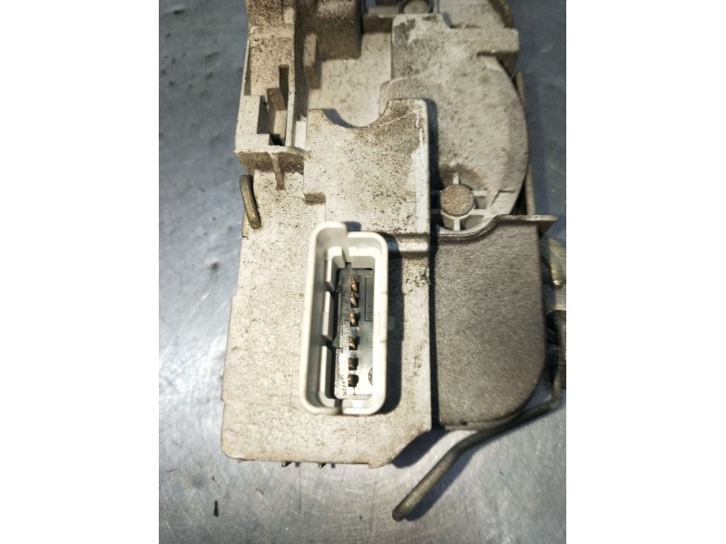 Recambio de motor cierre centralizado delantero derecho para peugeot 307 (3a/c) 1.6 hdi 110 referencia OEM IAM  5P 01