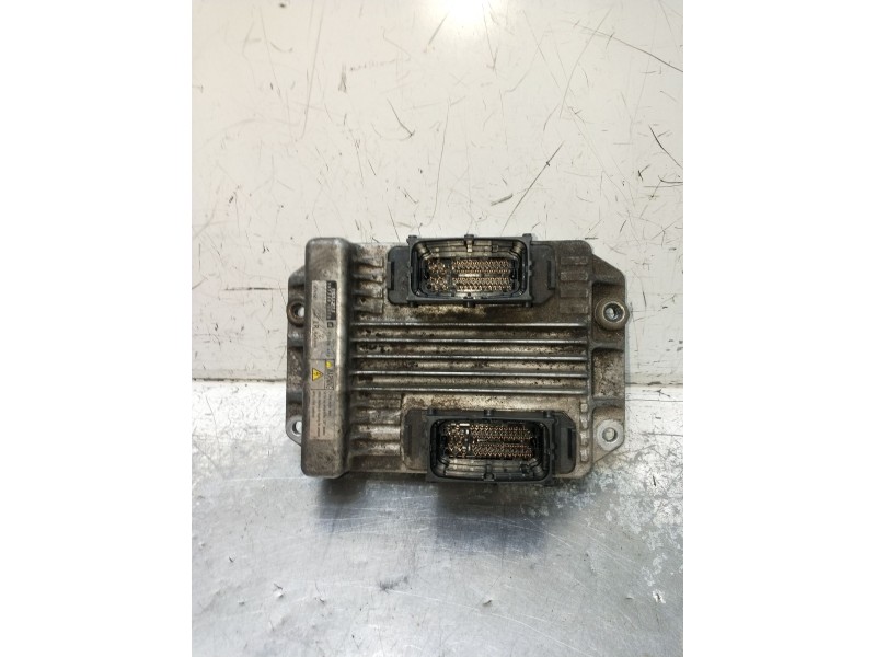 Recambio de centralita motor uce para opel corsa c (x01) 1.7 cdti (f08, f68) referencia OEM IAM 8973000975 1125000153 97300097 