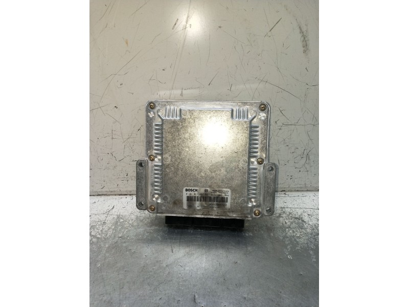 Recambio de centralita motor uce para volvo s40 i (644) 1.9 di referencia OEM IAM 0281011087 030109 1039S00576 00