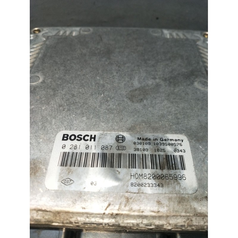 Recambio de centralita motor uce para volvo s40 i (644) 1.9 di referencia OEM IAM 0281011087 030109 1039S00576 00