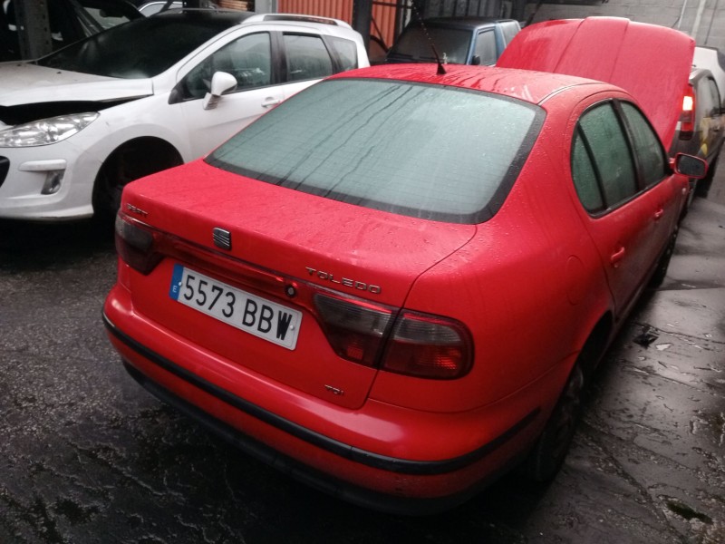 seat toledo ii (1m2) del año 2000
