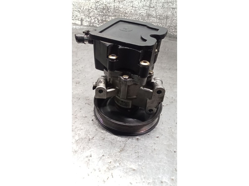 Recambio de bomba direccion para mercedes-benz sprinter 3-t furgoneta (b903) 311 cdi (903.661, 903.662, 903.663) referencia OEM 