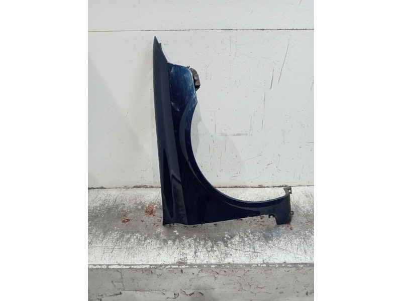 Recambio de aleta delantera derecha para renault laguna ii grandtour (kg0/1_) 1.9 dci (kg0g) referencia OEM IAM   5P 02