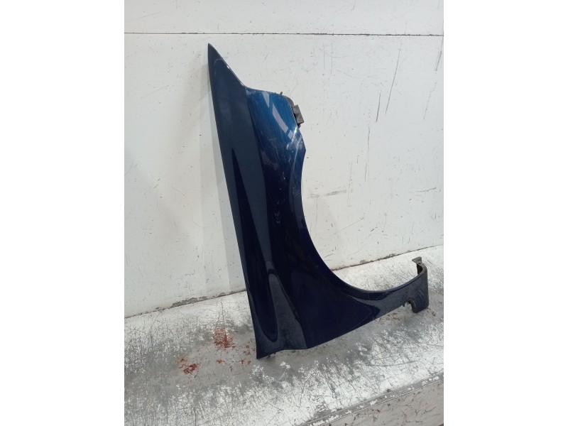 Recambio de aleta delantera derecha para renault laguna ii grandtour (kg0/1_) 1.9 dci (kg0g) referencia OEM IAM   5P 02