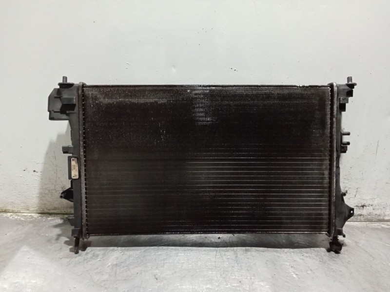 Recambio de radiador agua para opel vectra c berlina club referencia OEM IAM 868388D  C 03