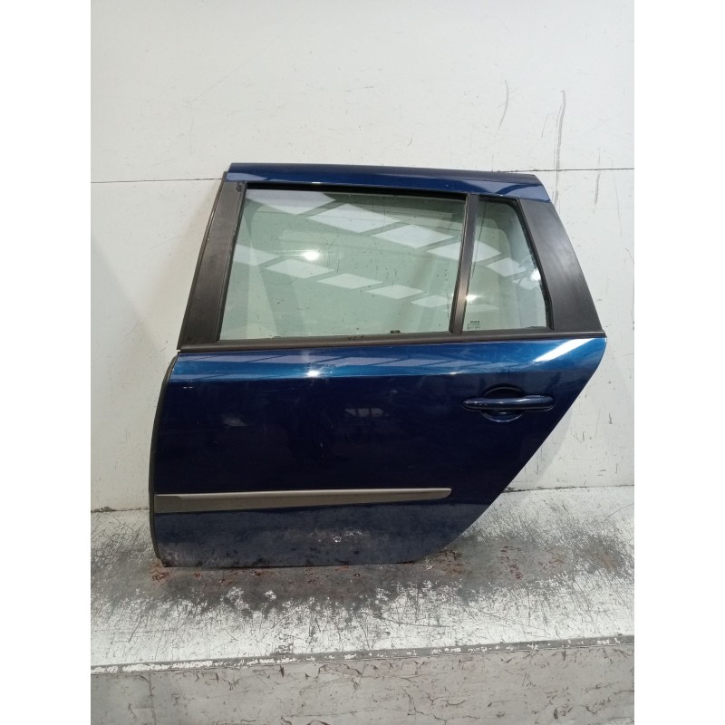 Recambio de puerta trasera izquierda para renault laguna ii grandtour (kg0/1_) 1.9 dci (kg0g) referencia OEM IAM   5P 02