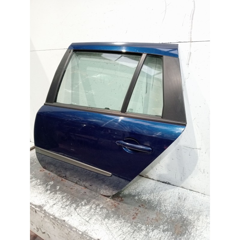 Recambio de puerta trasera izquierda para renault laguna ii grandtour (kg0/1_) 1.9 dci (kg0g) referencia OEM IAM   5P 02