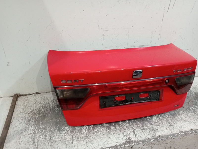 Recambio de tapa maletero para seat toledo ii (1m2) 1.9 tdi referencia OEM IAM   4P 99