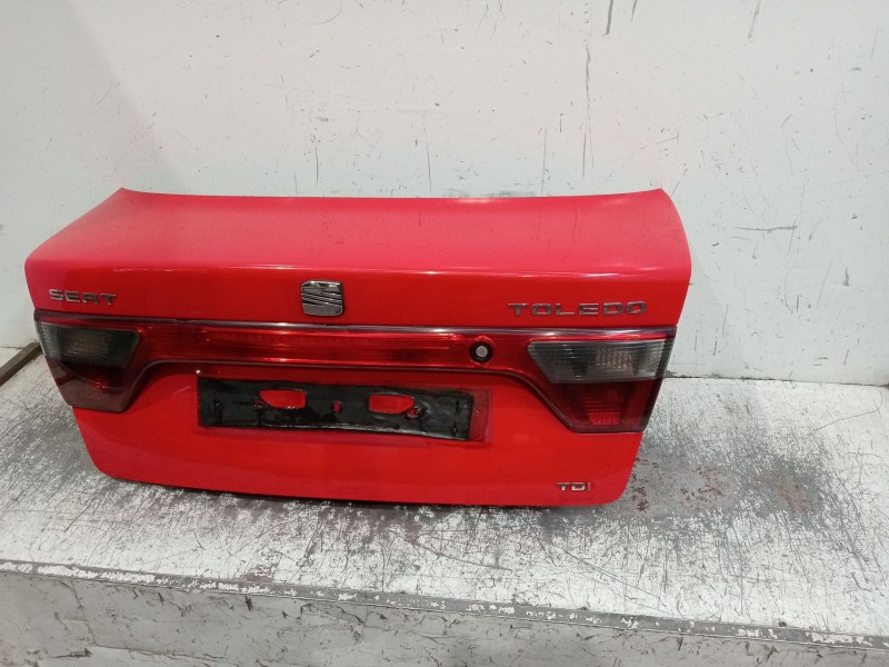 Recambio de tapa maletero para seat toledo ii (1m2) 1.9 tdi referencia OEM IAM   4P 99