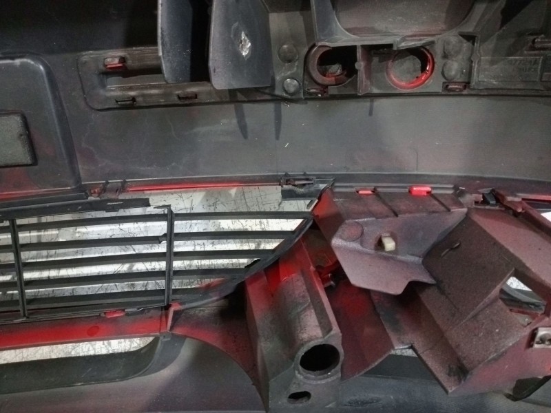 Recambio de paragolpes delantero para seat toledo ii (1m2) 1.9 tdi referencia OEM IAM   4P 99