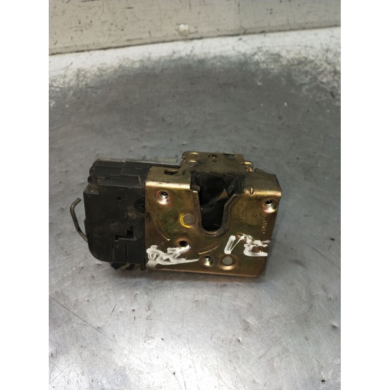 Recambio de motor cierre centralizado delantero izquierdo para peugeot 306 (7b, n3, n5) 1.6 referencia OEM IAM  4P 00