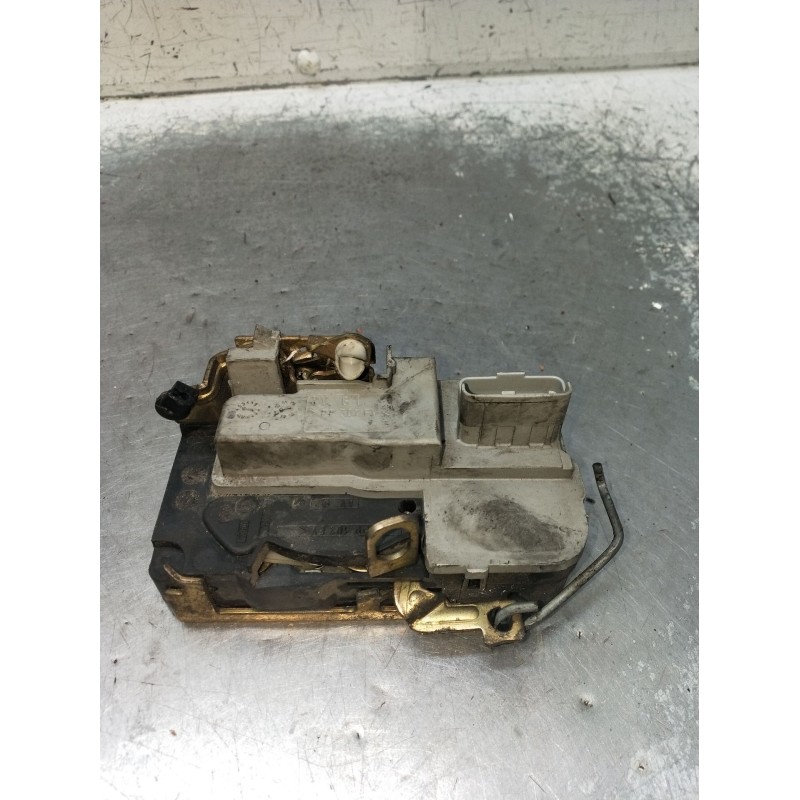 Recambio de motor cierre centralizado delantero izquierdo para peugeot 306 (7b, n3, n5) 1.6 referencia OEM IAM  4P 00