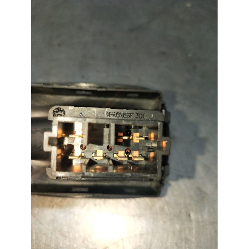 Recambio de mando elevalunas delantero derecho para peugeot 306 (7b, n3, n5) 1.6 referencia OEM IAM  4P 00