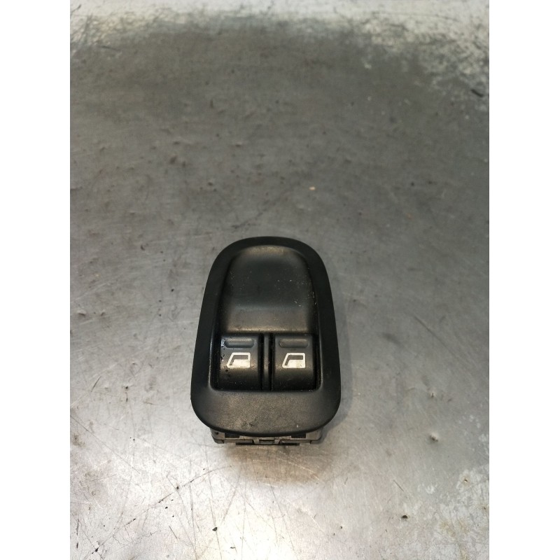Recambio de mando elevalunas delantero izquierdo para peugeot 306 (7b, n3, n5) 1.6 referencia OEM IAM  4P 00