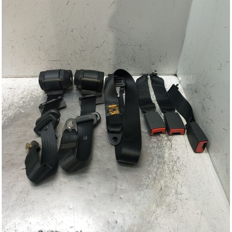 Recambio de juego cinturones trasero para fiat punto (176_) 60 1.2 (176ap, 176ar, 176aq, 176bb) referencia OEM IAM  3P 94