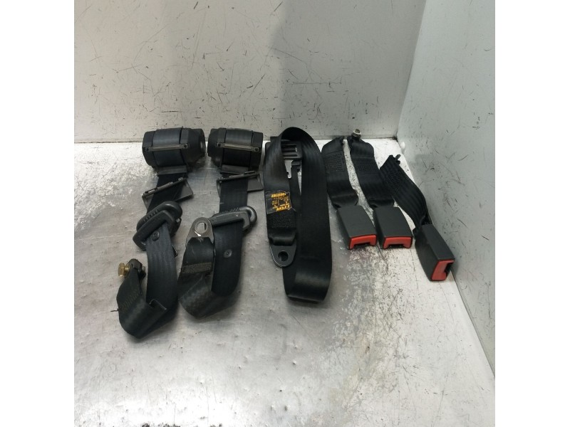 Recambio de juego cinturones trasero para fiat punto (176_) 60 1.2 (176ap, 176ar, 176aq, 176bb) referencia OEM IAM  3P 94