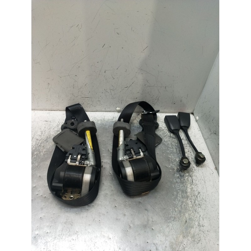 Recambio de juego cinturones delantero para fiat punto (176_) 60 1.2 (176ap, 176ar, 176aq, 176bb) referencia OEM IAM  3P 94