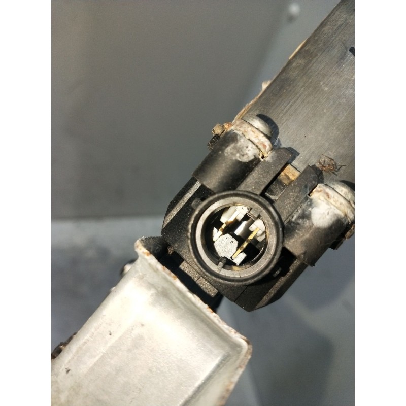 Recambio de elevalunas delantero derecho para renault kangoo (kc0/1_) 1.5 dci (kc07) referencia OEM IAM  4P 01