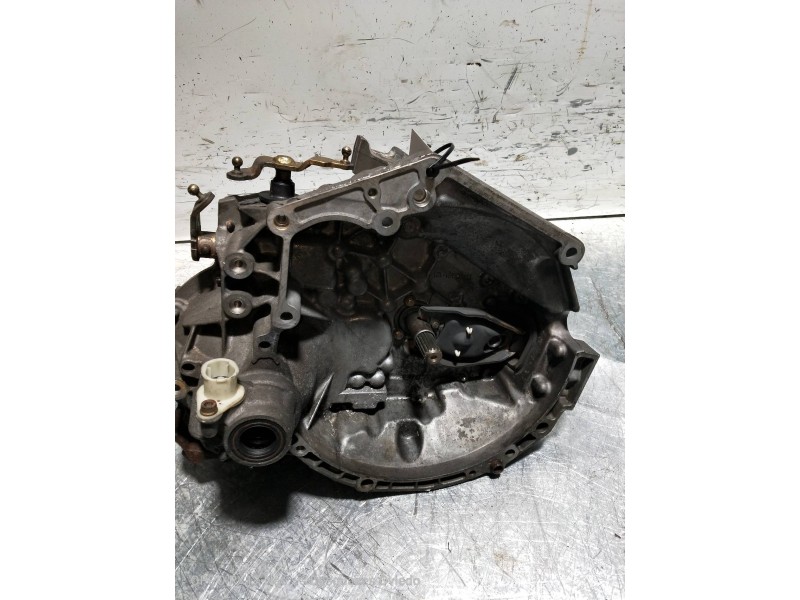Recambio de caja cambios para citroen c3 1.1 referencia OEM IAM 20CF14 0053766 