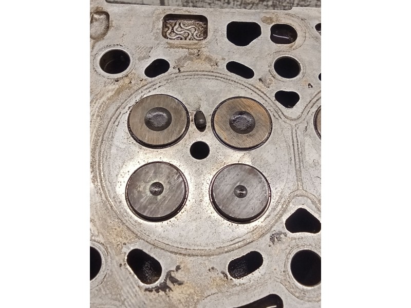 Recambio de culata para mazda 3 sedán (bk) 1.6 di turbo (bk12y) referencia OEM IAM 9655911480 Y6 T162PC