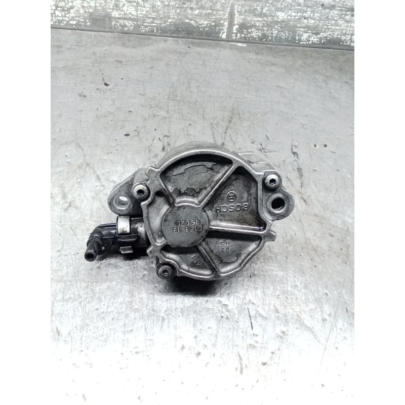 Recambio de depresor freno / bomba vacio para mazda 3 sedán (bk) 1.6 di turbo (bk12y) referencia OEM IAM D1561B  04