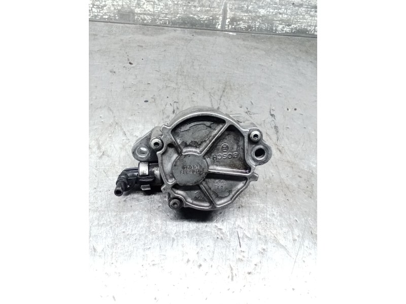 Recambio de depresor freno / bomba vacio para mazda 3 sedán (bk) 1.6 di turbo (bk12y) referencia OEM IAM D1561B  04