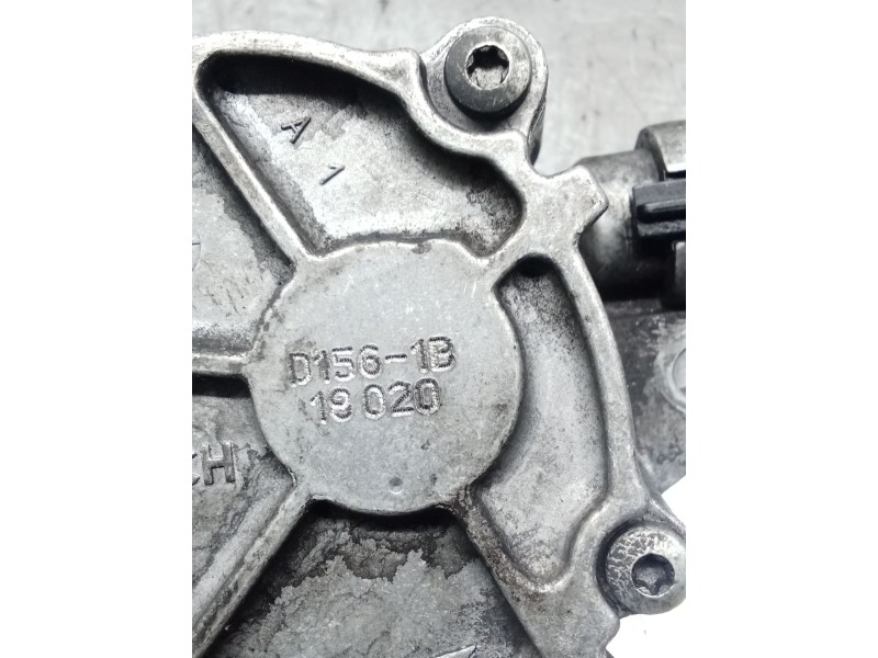 Recambio de depresor freno / bomba vacio para mazda 3 sedán (bk) 1.6 di turbo (bk12y) referencia OEM IAM D1561B  04