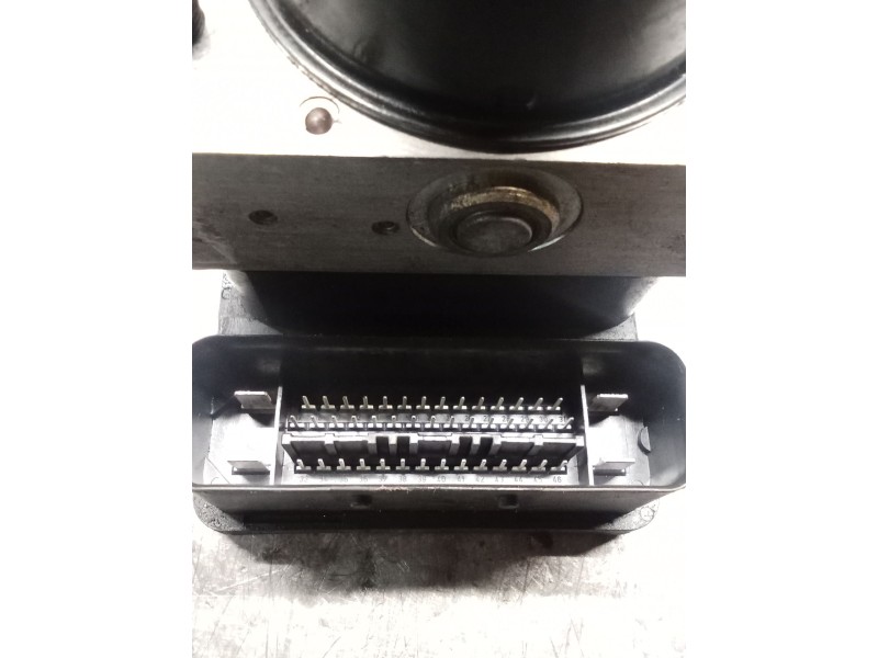 Recambio de abs para mazda 3 sedán (bk) 1.6 di turbo (bk12y) referencia OEM IAM 10096001153 3M512C405HA 10020601724