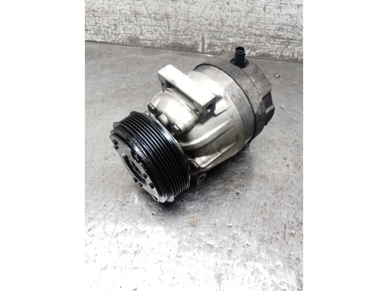 Recambio de compresor aire acondicionado para renault laguna ii grandtour (kg0/1_) 1.9 dci (kg0g) referencia OEM IAM   02