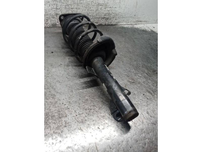 Recambio de amortiguador delantero derecho para mazda 3 sedán (bk) 1.6 di turbo (bk12y) referencia OEM IAM   04