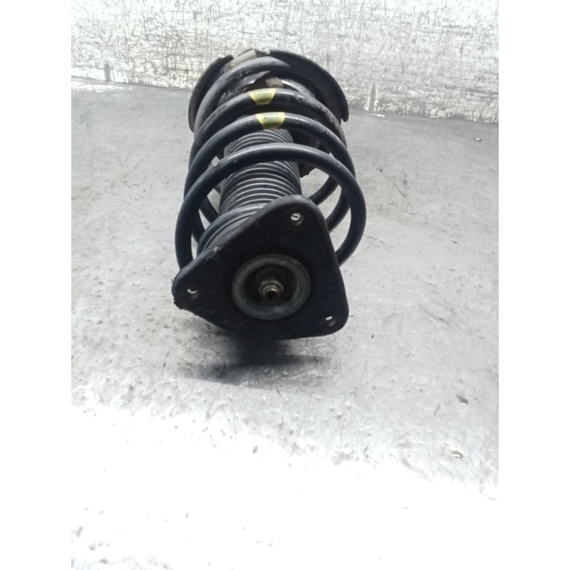 Recambio de amortiguador delantero izquierdo para mazda 3 sedán (bk) 1.6 di turbo (bk12y) referencia OEM IAM   04