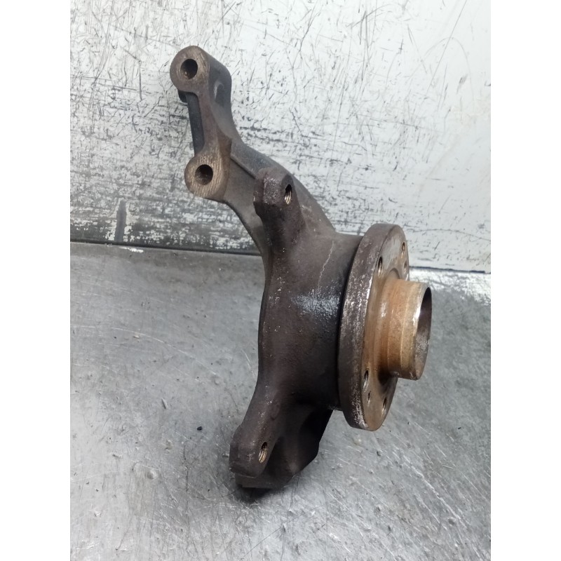 Recambio de mangueta delantera izquierda para renault laguna ii grandtour (kg0/1_) 1.9 dci (kg0g) referencia OEM IAM   02