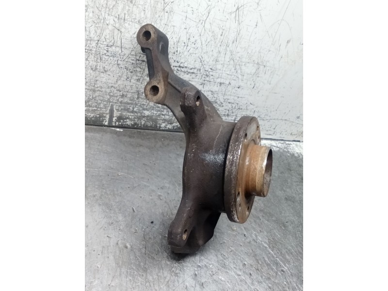 Recambio de mangueta delantera izquierda para renault laguna ii grandtour (kg0/1_) 1.9 dci (kg0g) referencia OEM IAM   02