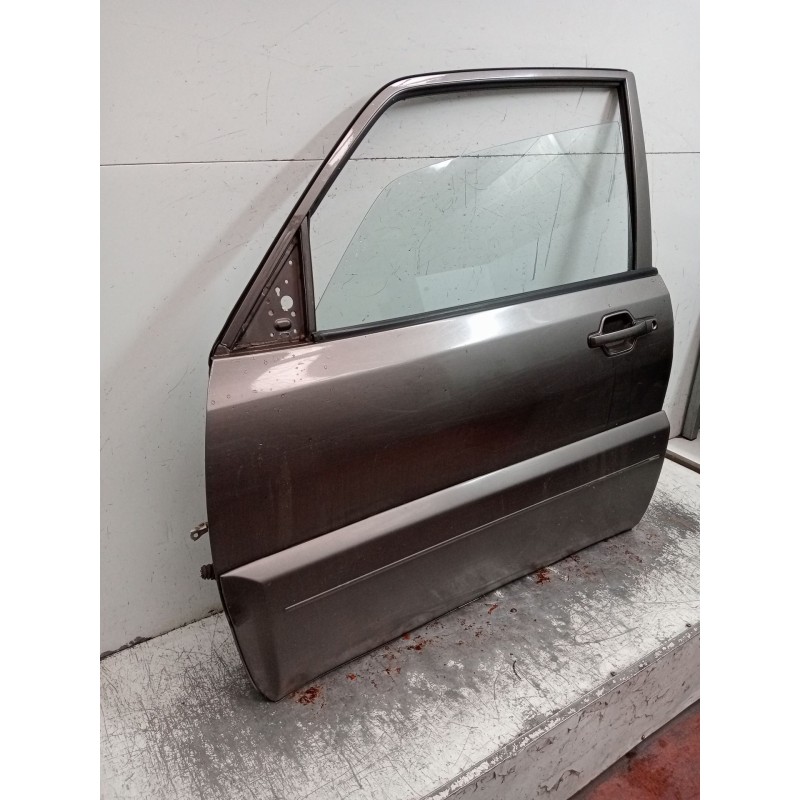 Recambio de puerta delantera izquierda para mitsubishi montero (v80/v90) referencia OEM IAM   10 3P