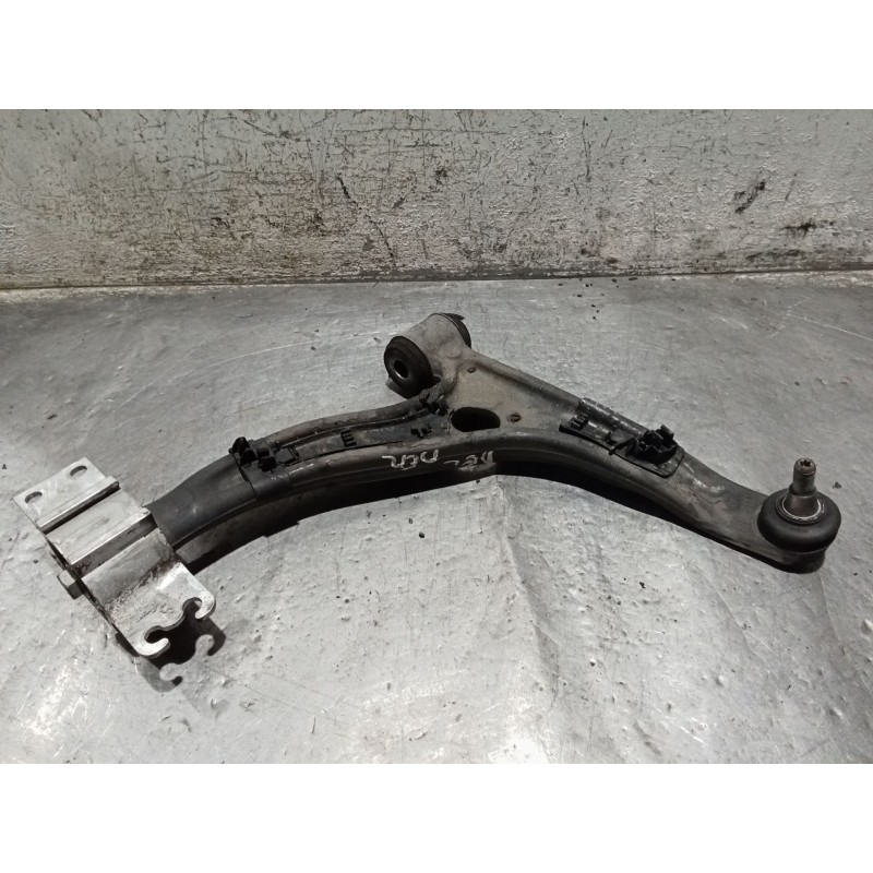 Recambio de brazo suspension inferior delantero derecho para mercedes-benz clase cla (w117) shooting brake referencia OEM IAM   