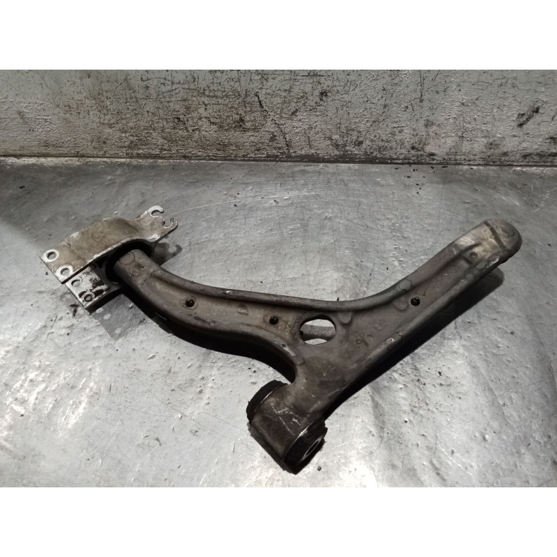 Recambio de brazo suspension inferior delantero derecho para mercedes-benz clase cla (w117) shooting brake referencia OEM IAM   